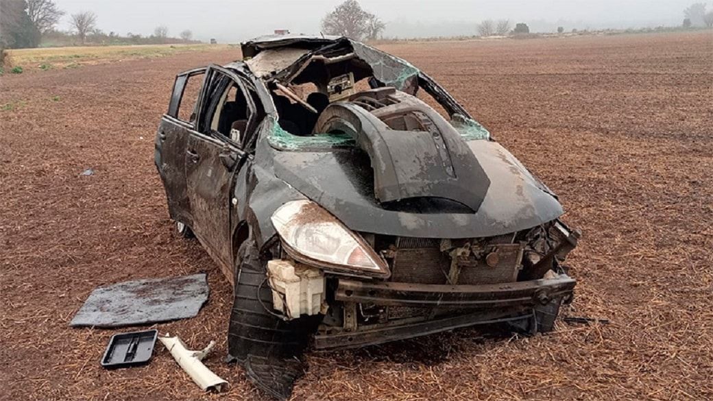 Despistó y terminó su marcha en un campo lindero a Ruta Provincial 11