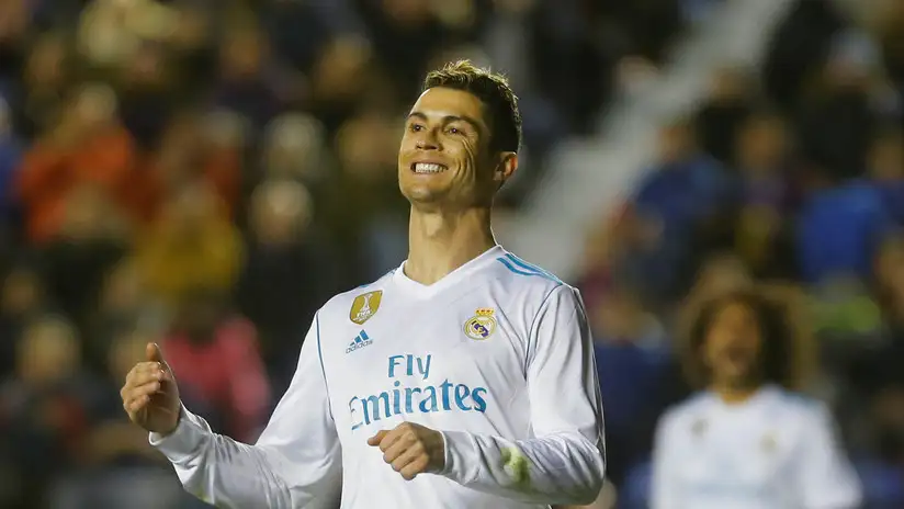 El Real Madrid cede y le aumenta el sueldo a Cristiano Ronaldo