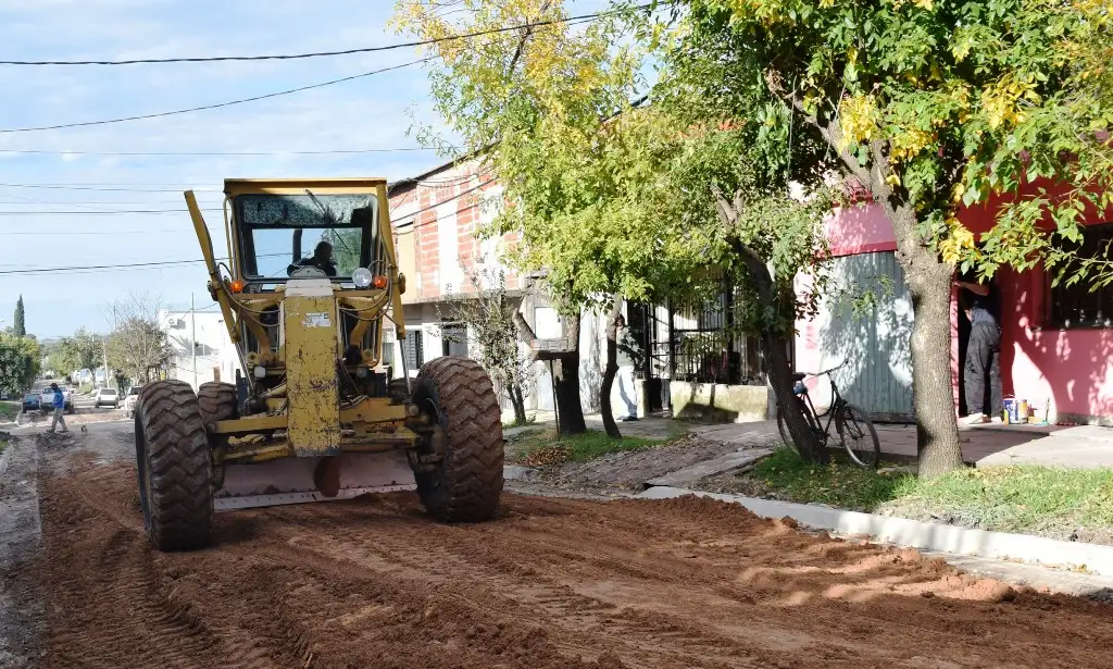 El Municipio trabaja en bacheo y mantenimiento