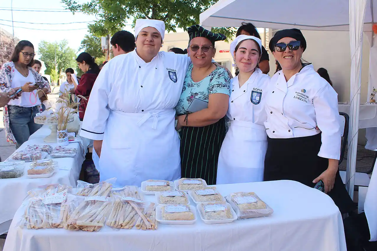 La Escuela Técnica Nº 2 realizó la muestra de sus producciones
