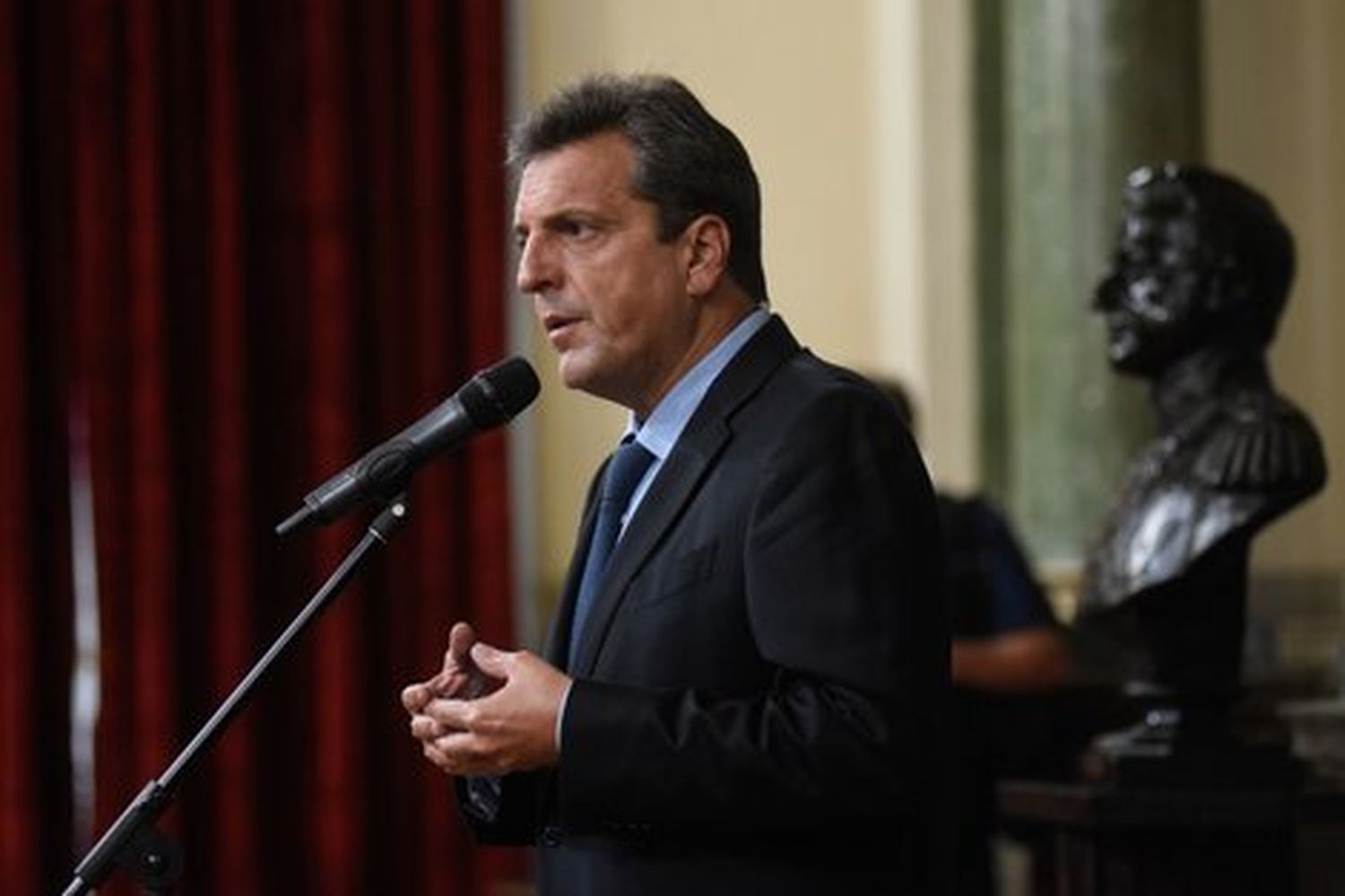 Sergio Massa jura como Ministro y hay expectativas por sus anuncios económicos