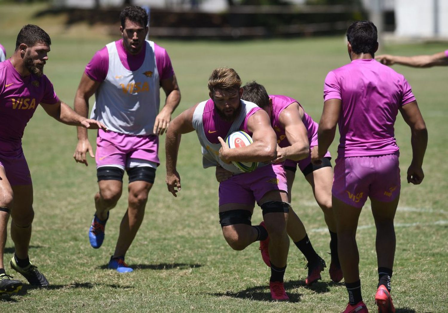 Jaguares, a puertas cerradas y con el equipo confirmado