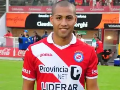 Gaspar Iñiguez cuando jugaba en Argentinos juniors.