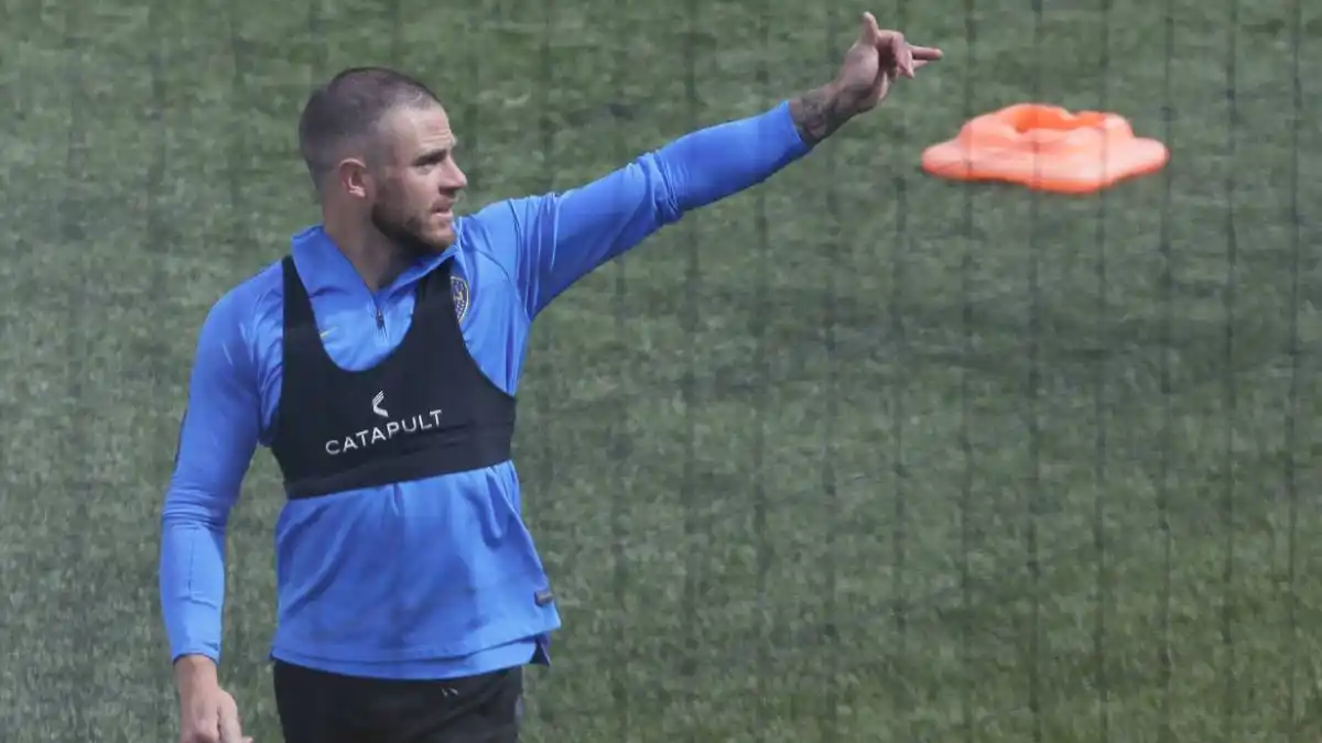 Boca analiza la  nueva  situación de Nández 