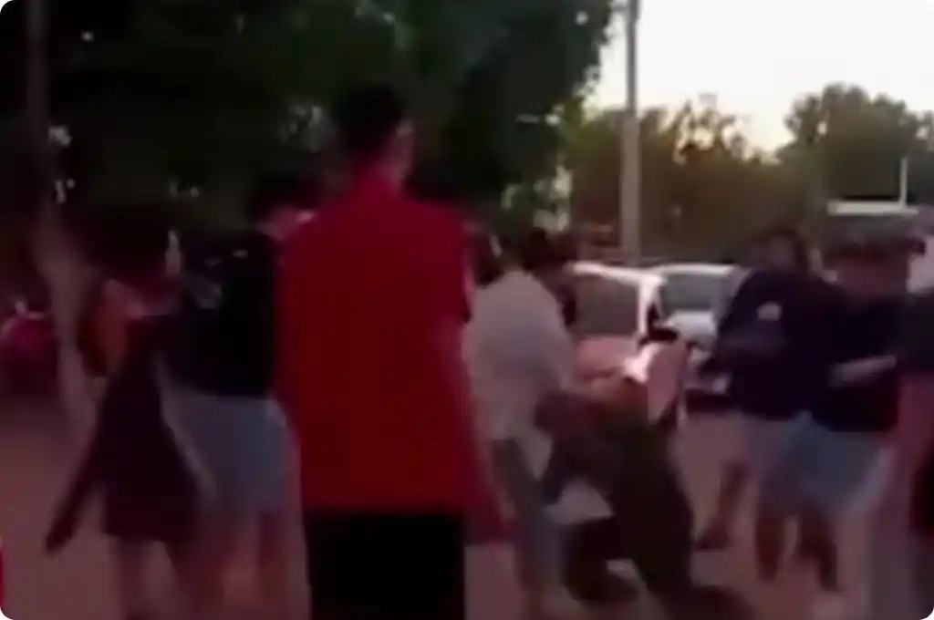 Enfrentamiento de jóvenes