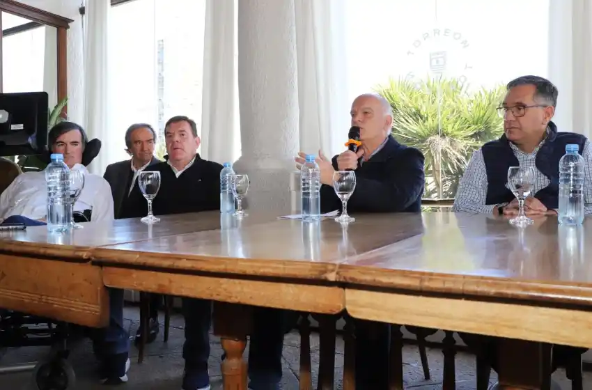 Grindetti sumó a Esteban Bullrich a su equipo