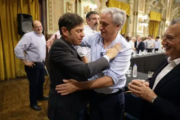GASTON CON EL GOBERNADOR KICILLOF: “Con Axel seguiremos trabajando, como lo venimos haciendo desde hace cuatro años”