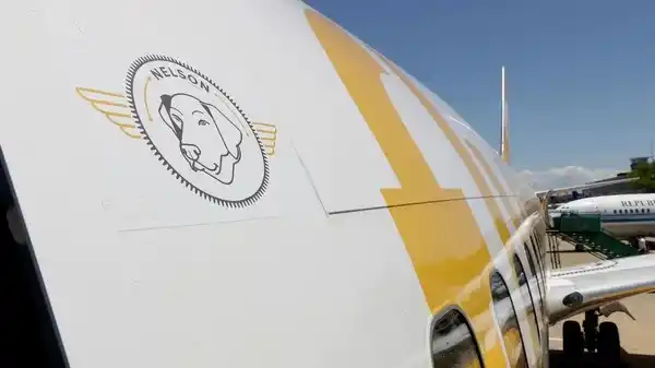 Flybondi comienza a operar en la Argentina