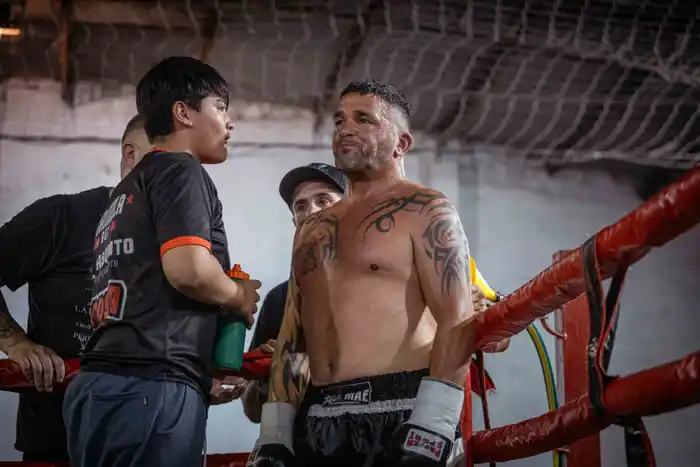 Rubén Acosta ante Cesar Velez - Boxeo - Club San José - 6