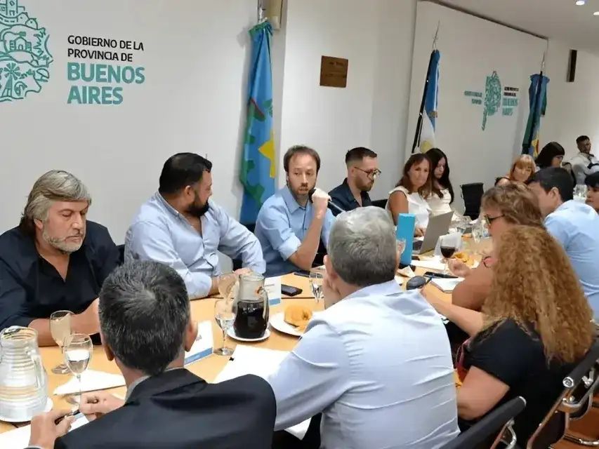 Crece la preocupación de los gremios bonaerenses por la demora en la paritaria salarial