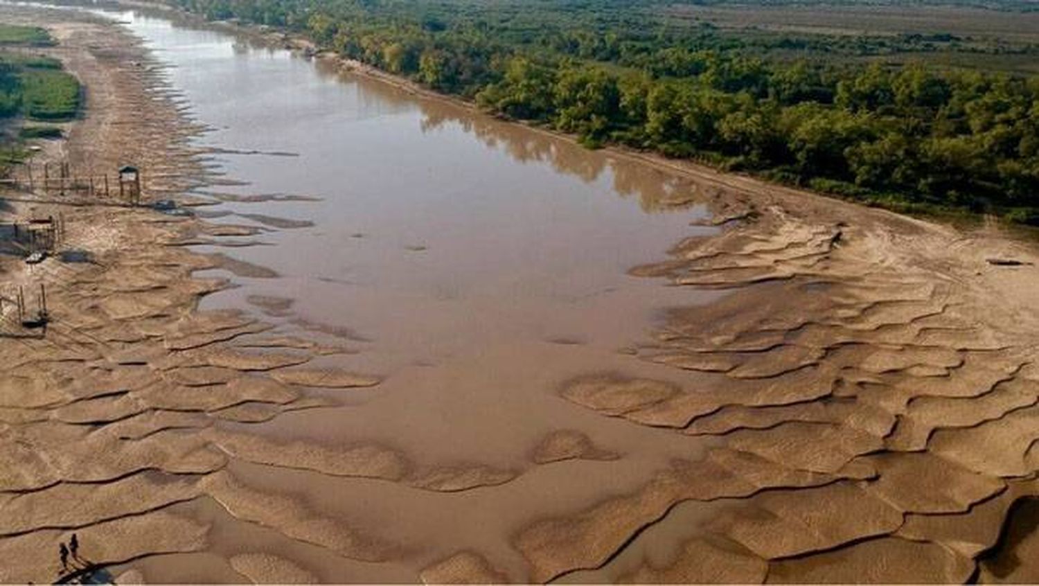 Advierten que es  �Spreocupante⬝ la  bajante del Río Paraná