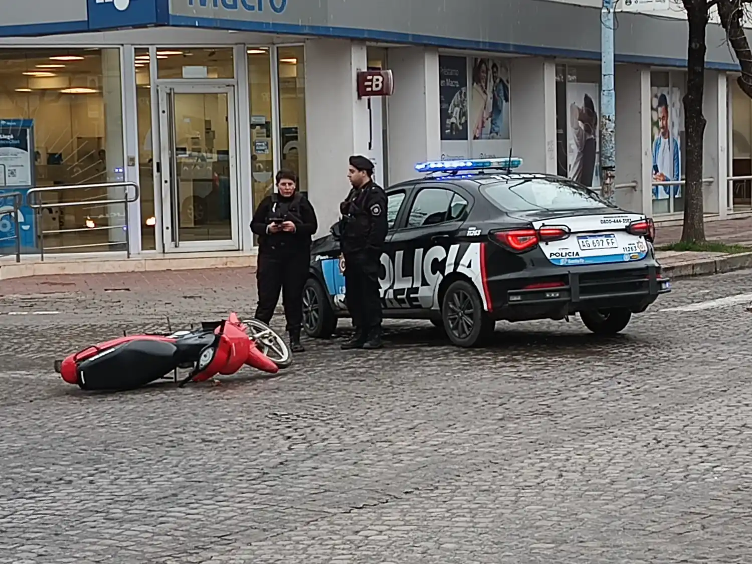 accidente bv santa fe san lorenzo choque policia dia  proteccion vial - 2