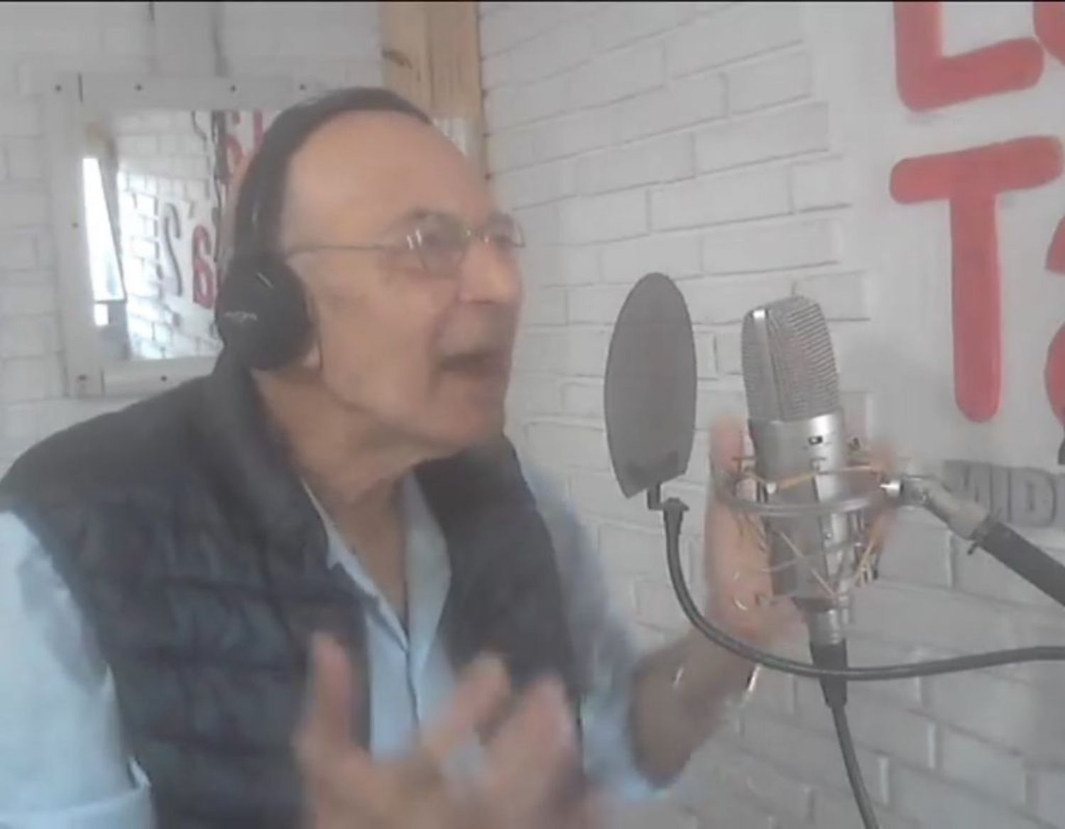 “Tan redonda como la viste vos”, el homenaje de 'Paolo, el rockero' a Maradona