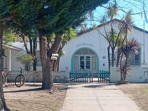 Allanamientos en General Alvarado por falsificación de informes de agua en escuelas