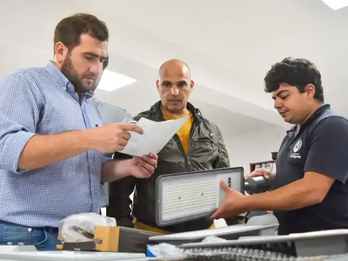 Se realizó la apertura de sobres para la compra de nuevas luminarias