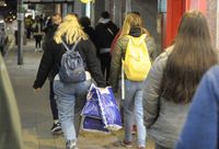 Las ventas minoristas cayeron por cuarto mes consecutivo
