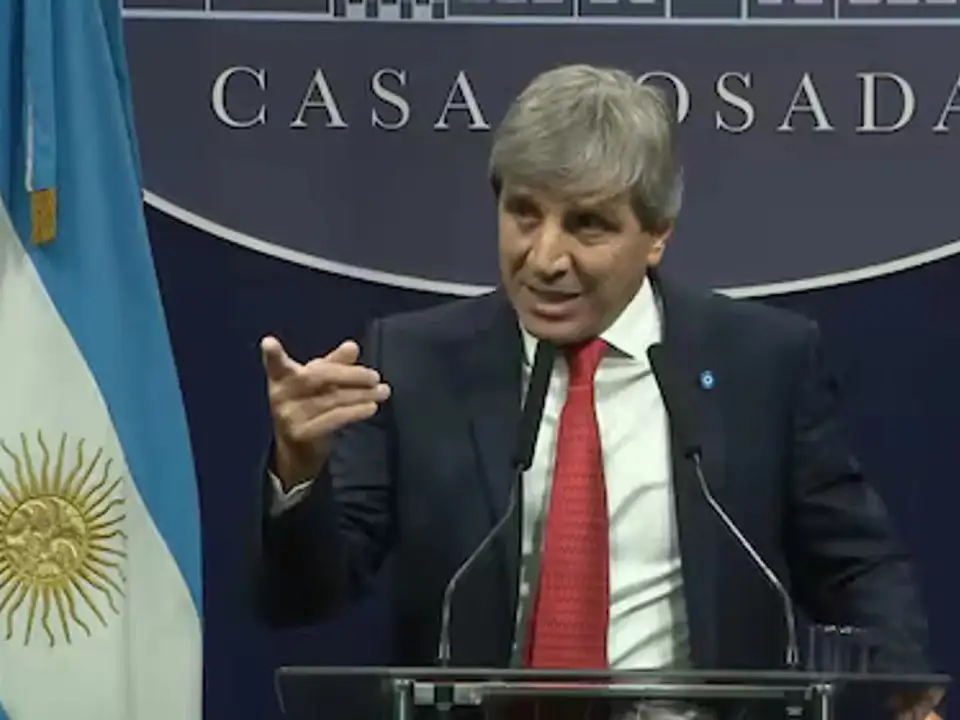 Luis Caputo.