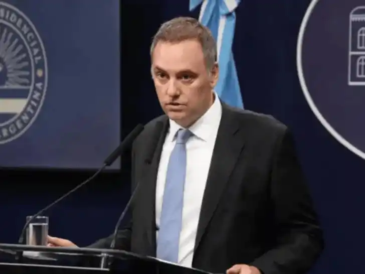 Manuel Adorni, jefe de gabinete.