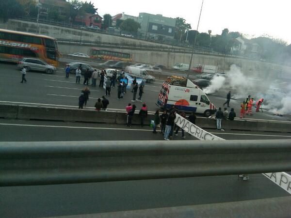 Corte y caos en Panamericana a la altura de Vicente López
