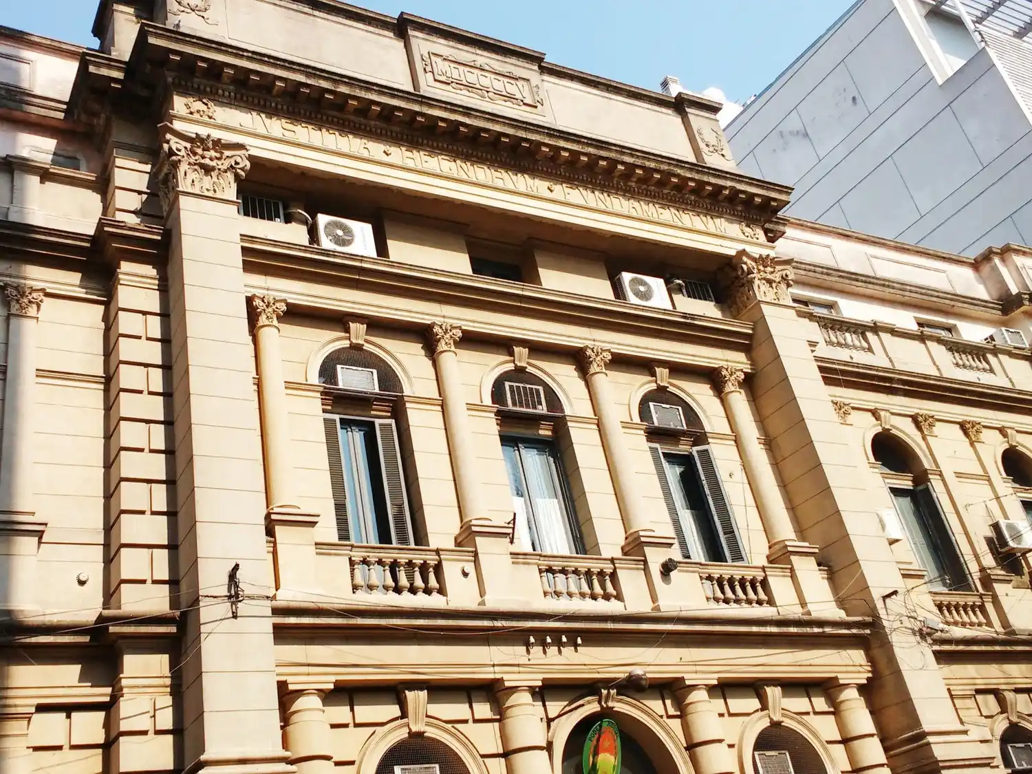 Resolución de la fiscalía ante un hecho de violencia tras disputa familiar