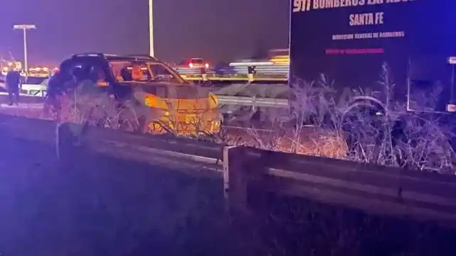 Trágico accidente: fallecieron dos personas al chocar una moto y una camioneta