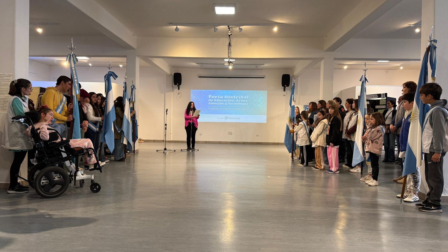 Nueve propuestas pasaron la instancia distrital de la Feria de Ciencias