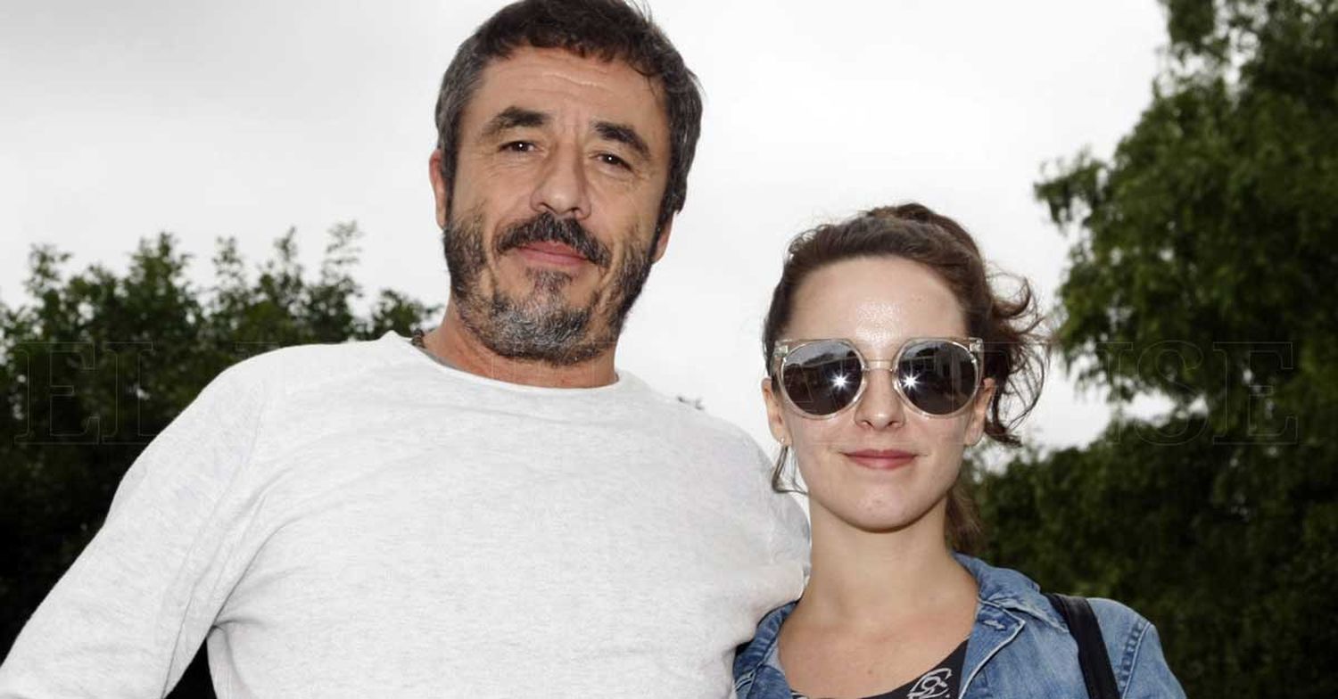 Mery Granados inicia su carrera solista, bajo la producción de su padre