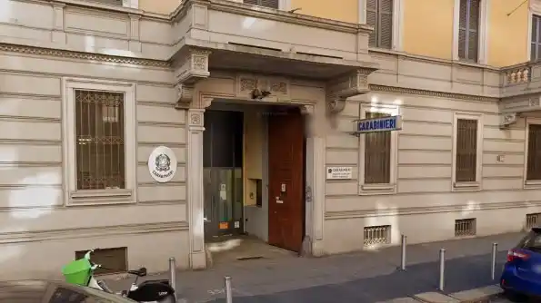 El lamentable episodio ocurrió durante la noche de este domingo en Milán, Italia.