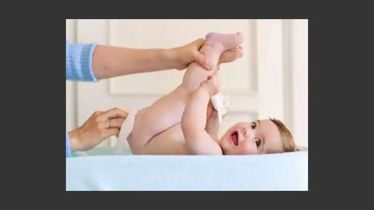 La Anmat prohibió la venta de unas toallitas húmedas para bebés