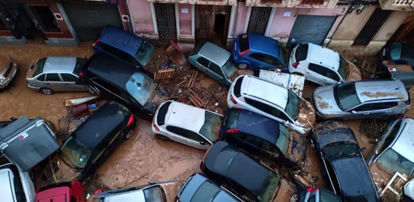 Trágicas inundaciones en Valencia: la cifra de fallecidos supera el centenar