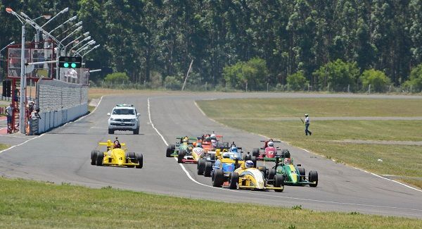 Stéfano Veronesi y Sebastián Reynoso ganaron y apuntan a los campeonatos