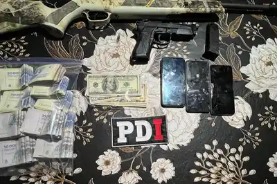 Más de 30 detenidos en un mega operativo en contra narcotráfico en Rosario y Villa Gobernador