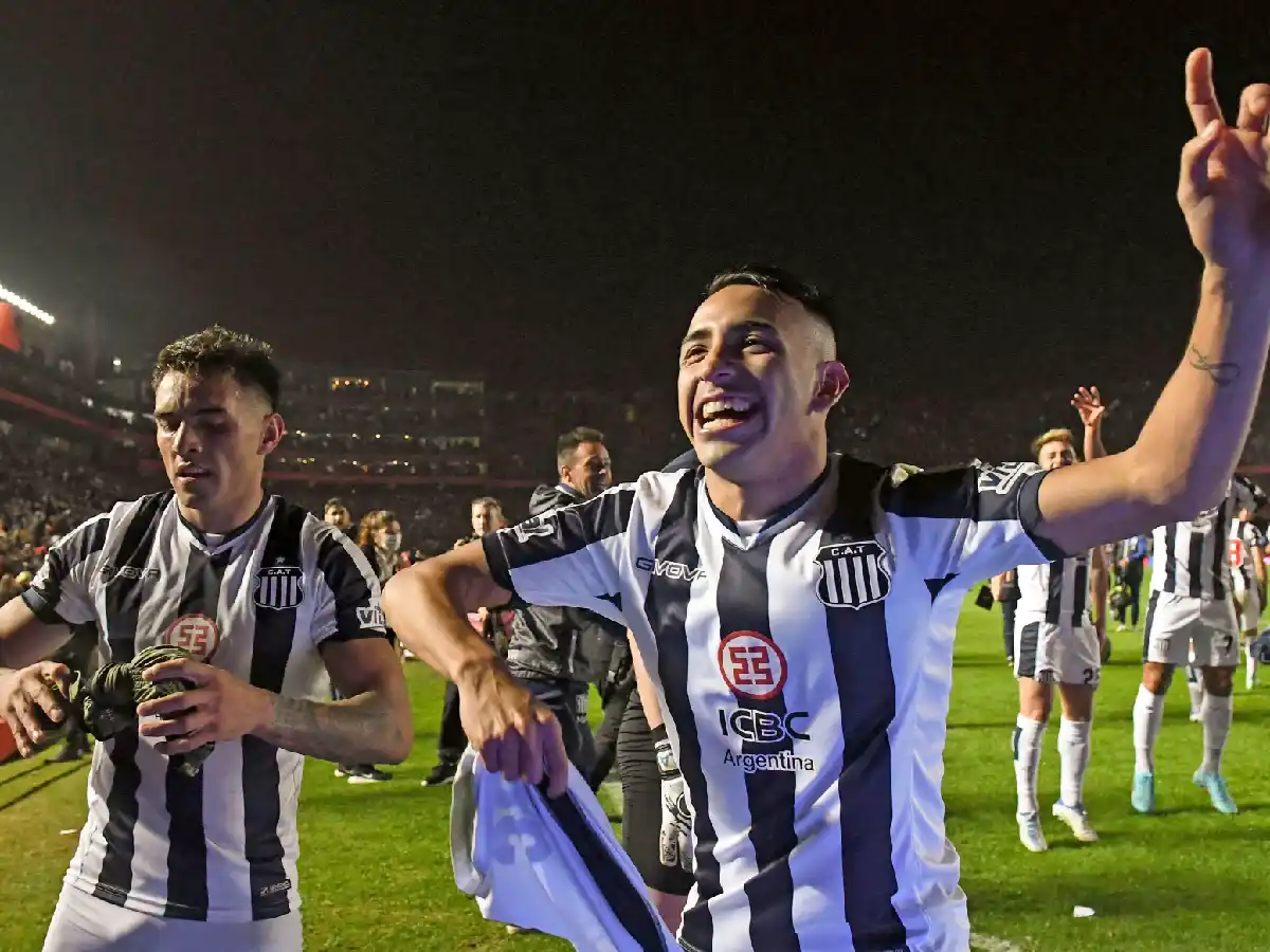 Talleres le ganó a Colón y pasó a cuartos de final
