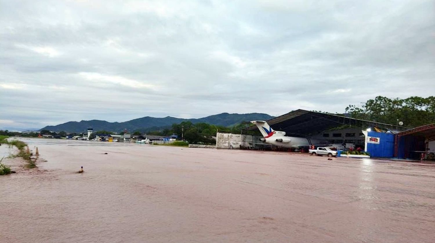 Colombia: suspenden vuelos en Villavicencio por inundación en el Aeropuerto Vanguardia