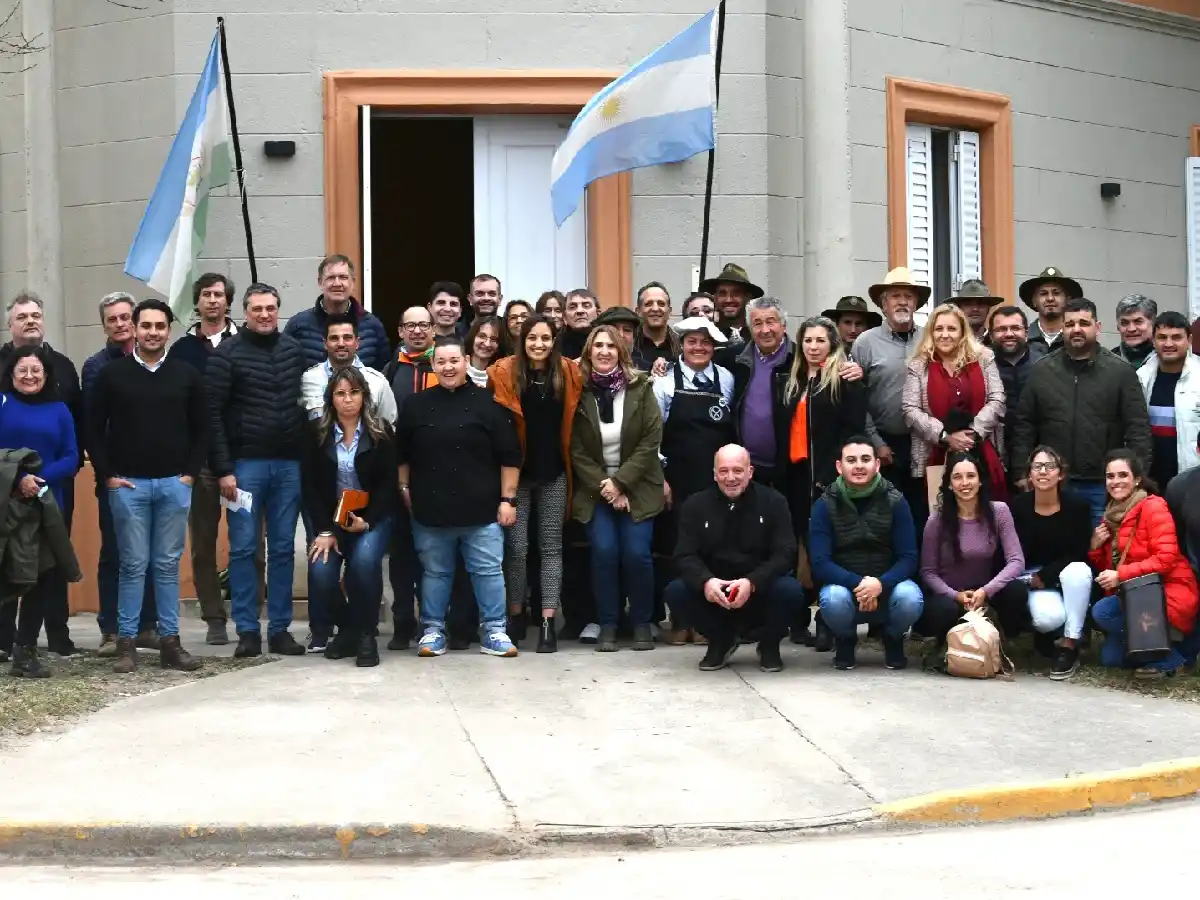 Parque Nacional Ansenuza: definen alcance  geográfico y logo de la región turística