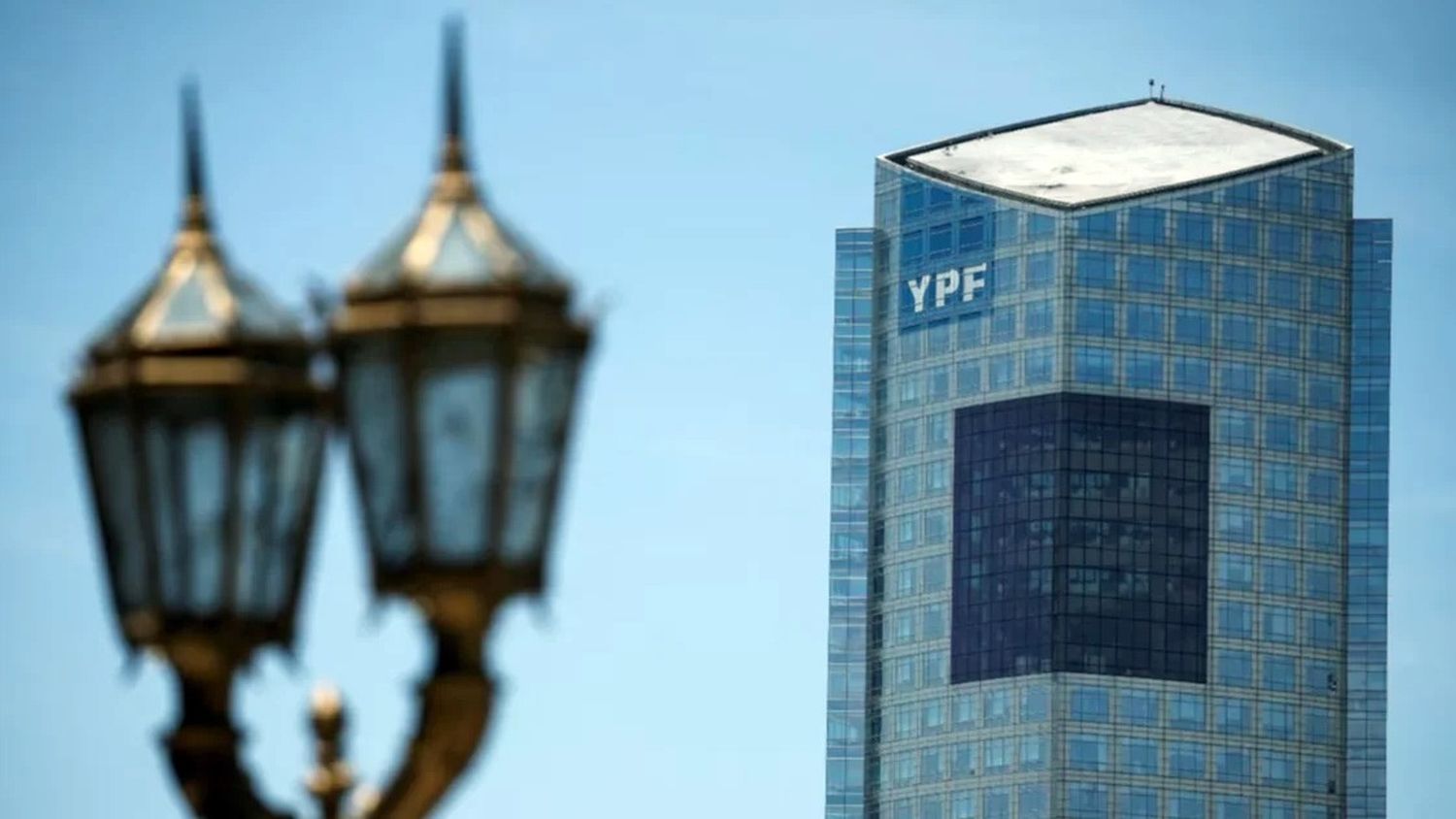 Juicio por YPF: los argumentos del Gobierno para que la Justicia de EEUU suspenda el fallo adverso