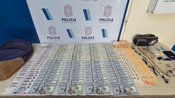 Entraron en banda a una casa, ataron a una mujer y robaron 9 mil dólares