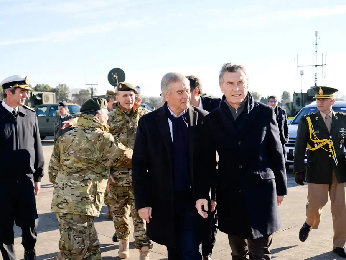 Fernández relevó del deber de guardar secreto de Inteligencia a varios ex funcionarios de Macri