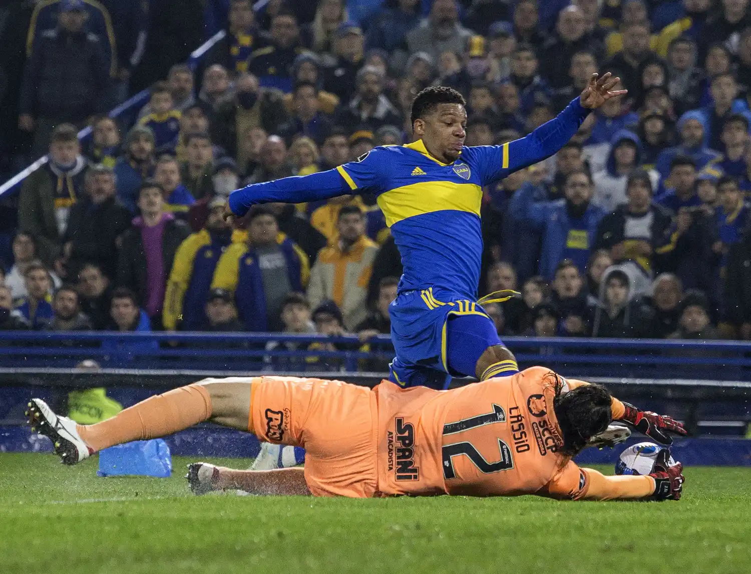 Fabra, titular en Boca.