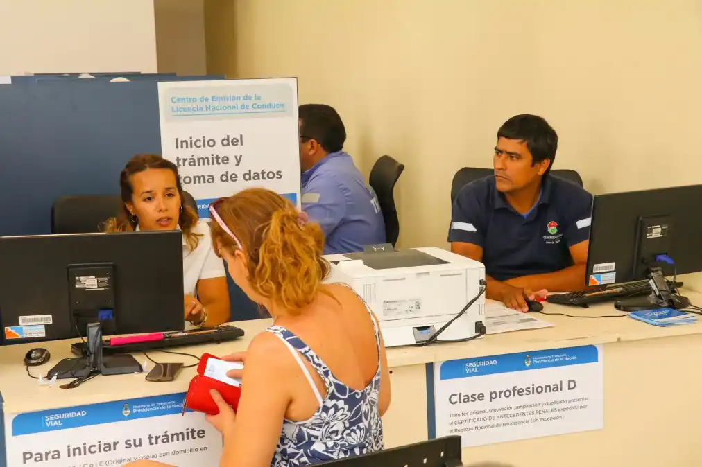 Cambios. Ahora los sellados se pagan en la Dirección de Tránsito, un trámite que agiliza la gestión de la licencia