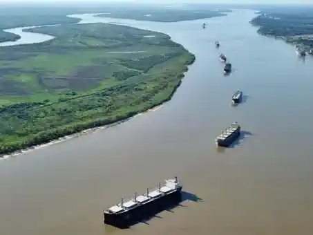 Milei confirmó que la nueva licitación de la hidrovía incluirá a Entre Ríos en su traza