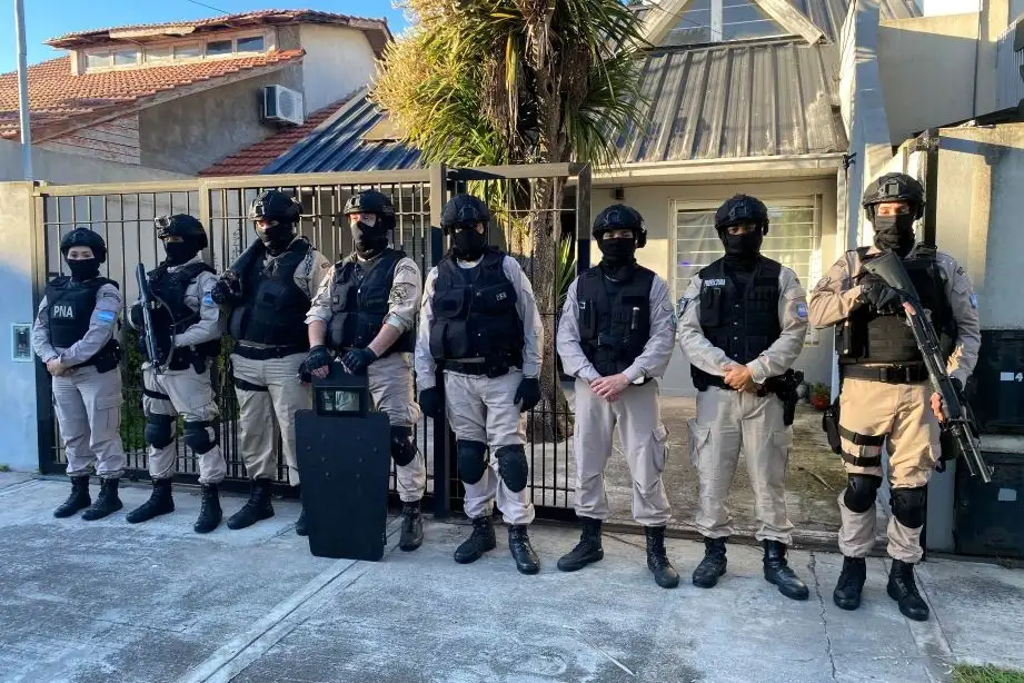 Un gran operativo se montó en la ciudad, pero además en Santa Clara y CABA.