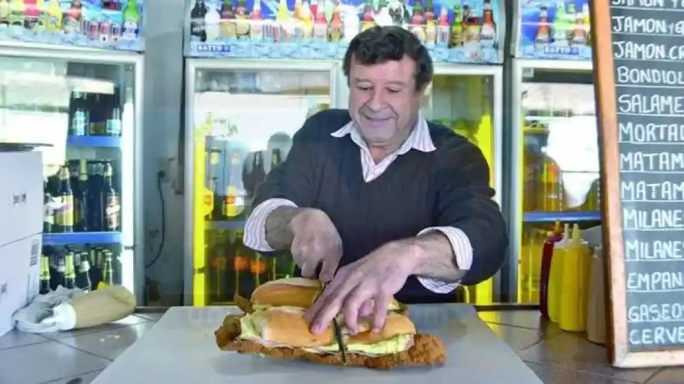 Murió Néstor Reinoso, el creador de "Lo Geniol", la emblemática sandwichería de Gualeguay
