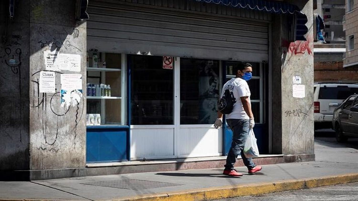SIN RESOLVER escasez de gasolina no tiene sentido levantar restricciones por la COVID-19