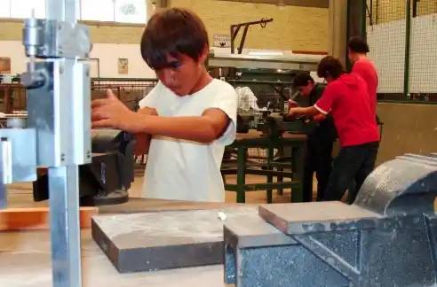 Se dictan tres nuevas especialidades en escuelas técnicas de la provincia