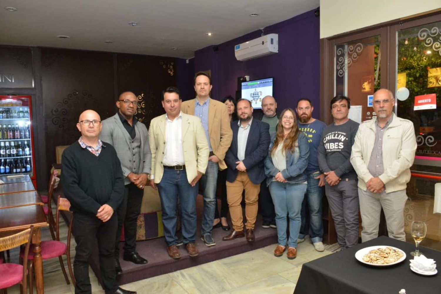 La empresa SOS Multiservicios 24 horas realizó un brindis de lanzamiento a la sociedad