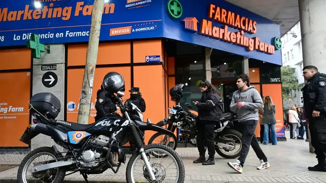 Será imputado el martes el hombre acusado de matar a puñaladas a su exesposa en una farmacia de Rosario