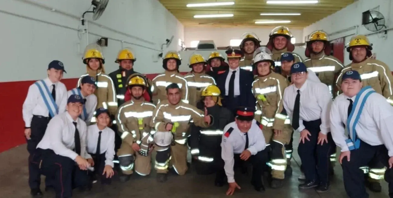 Héroes: bomberos santafesinos le salvaron la vida a una bebé con paro respiratorio