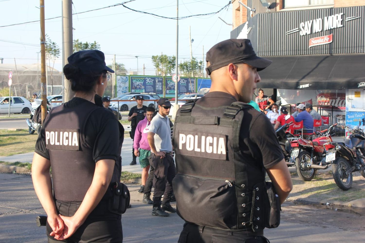 Se realizaron operativos preventivos en el barrio Coronel Dorrego