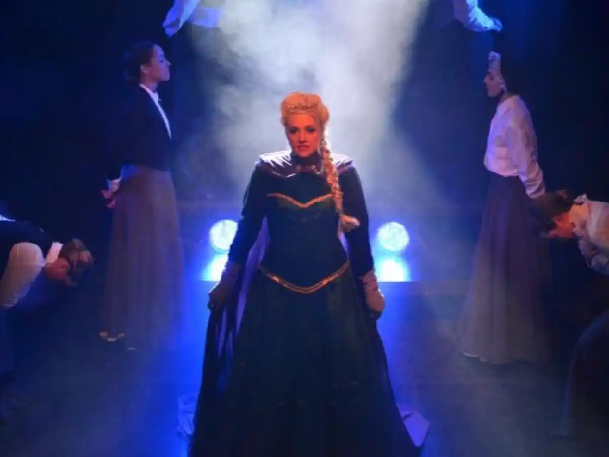  La Princesa de Hielo llega al Mayo  para las vacaciones de invierno 